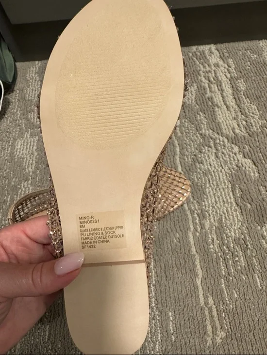 Steve Madden Nude/Tan Mesh Crystal Flats never worn - Picture 2 of 4